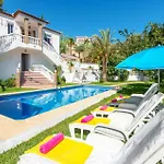 Arantxa By Villa *