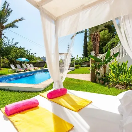 Villa Arantxa By